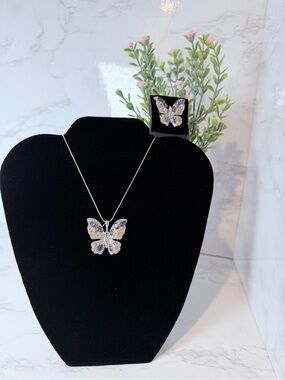 Paparazzi Crystal Butterfly Pendant Necklace and Ring Set